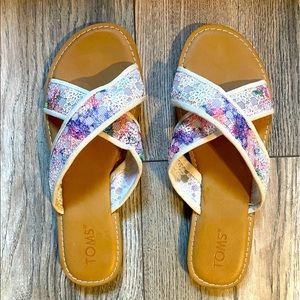 TOMS Viv Crochet Lace Floral Colorful Sandals 7